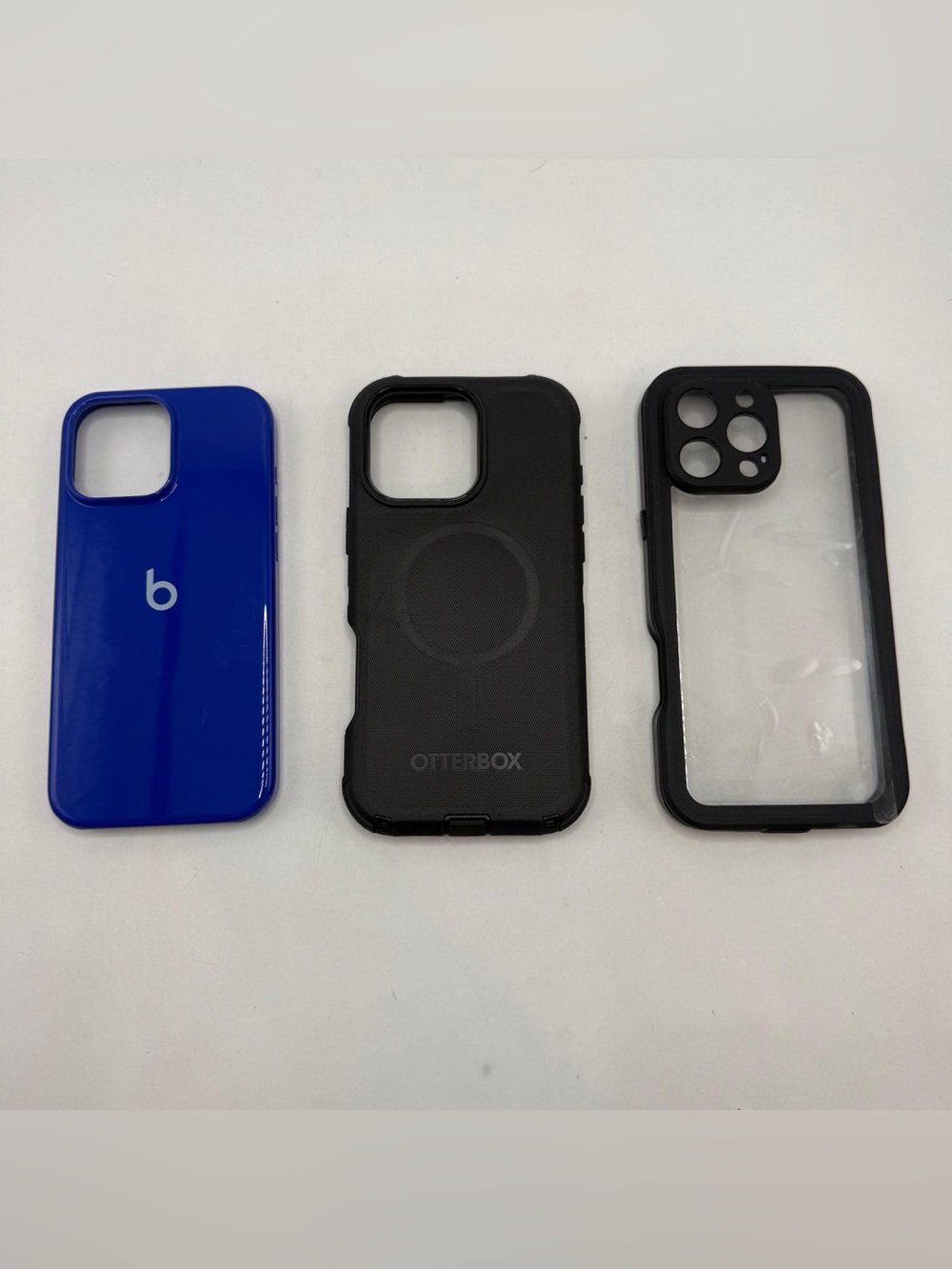 🚫SOLD - NO AVAILABLE 3 Pack iPhone 16 Pro Max Cases Beats OtterBox MagSafe